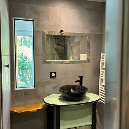 La Emeraude Gasthuis 3*